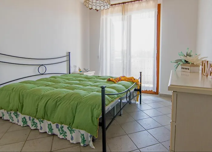 Cosmopoli Padulella * 费拉约港